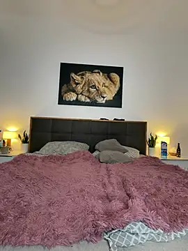 Luna_Lynn live sex cam