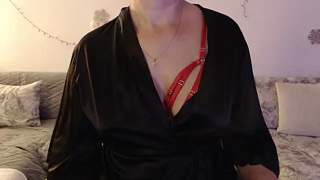 YourfantasyGiuly live cam preview