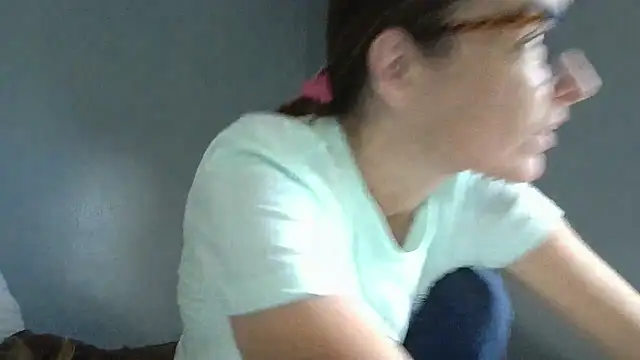 bamalove80 live cam on StripChat