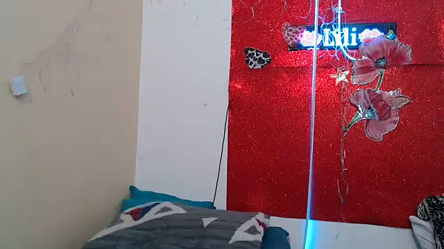 liliimilf live cam on StripChat