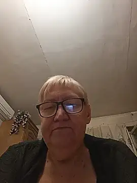 Molli1408 live cam preview
