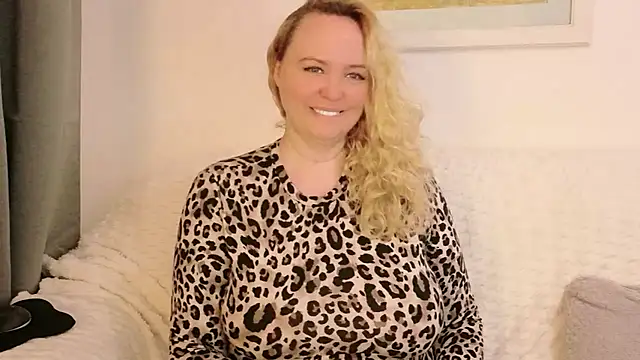 Sarah4you live cam preview