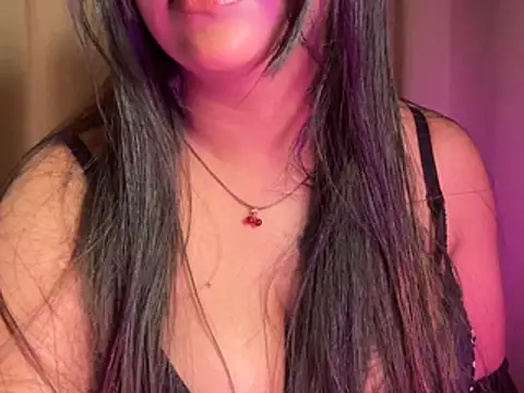 Its_cherry_magic webcam