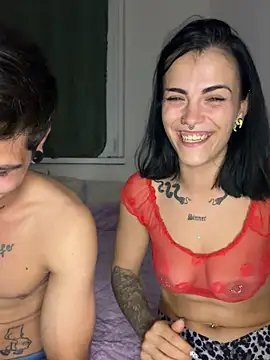 __Zsuzsii__ live cam on StripChat