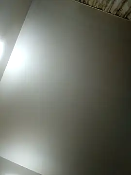 Virgin_Pussy_Love webcam