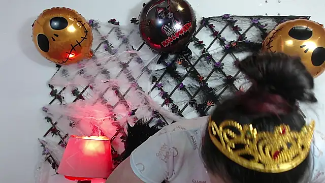 Samantha_Wallker live cam on StripChat