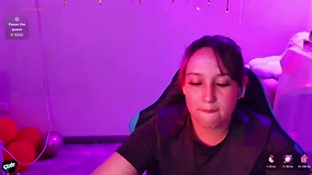 Skarlet_Adams28
