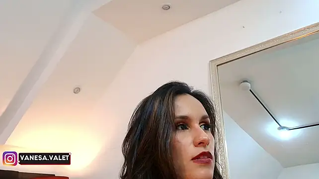 VanesaValet live cam preview
