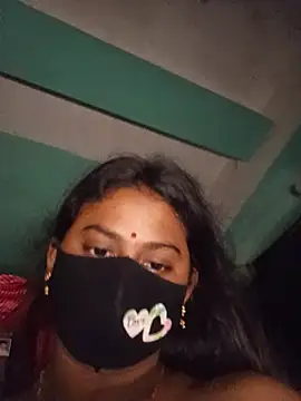 Chameli-22 live cam on StripChat