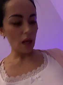 Jazz_Sin live cam on StripChat