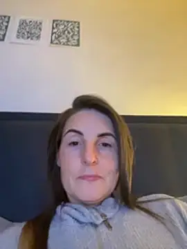 Dark-Velvetx live cam on StripChat
