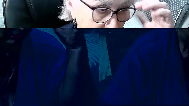 LolkaAlyss live cam on StripChat