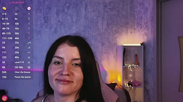 LilyBellee live cam on StripChat