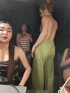 LykaGlitz live cam on StripChat