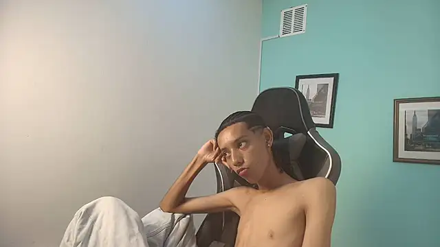Drake_cum23 live sex cam