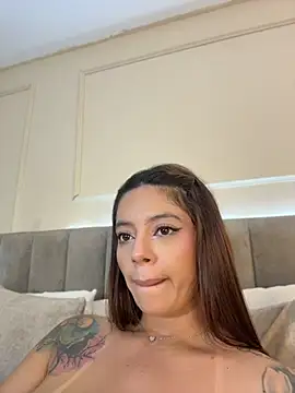 cami_saen live cam preview