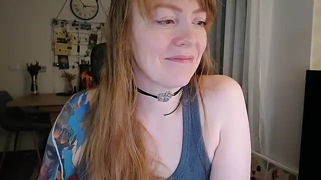 Aurora_Velvett_
