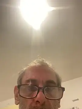 crisfootlicker live cam preview