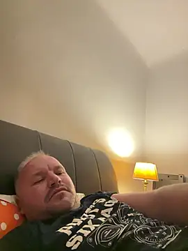 Aronn4 live cam preview