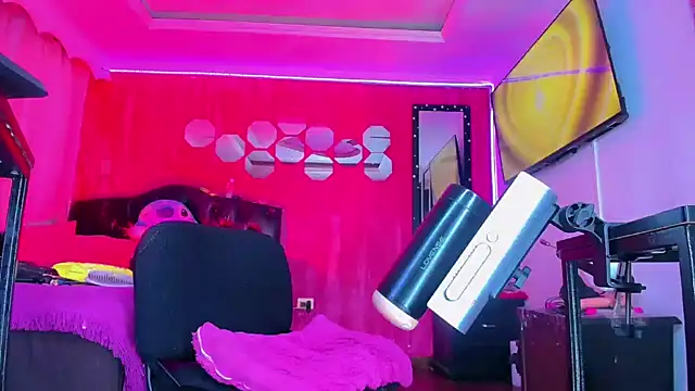 TiffanyMackensyy live cam preview