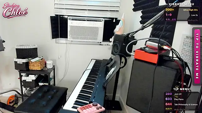itschloelaurent live cam preview