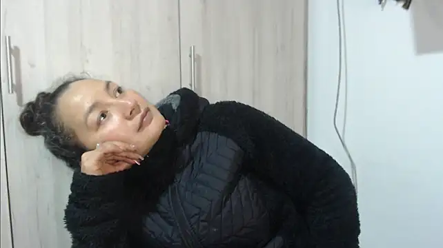 khawit_1 live cam preview