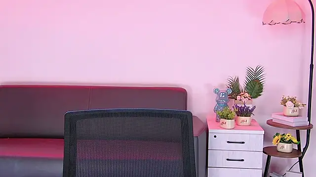 Rabbit-001 live cam preview