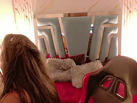 SofiiaMoore live cam preview