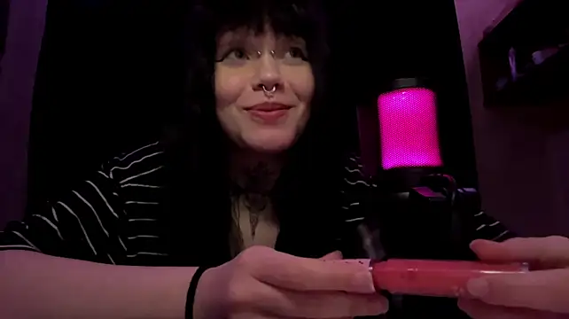 RevivedSop live cam preview