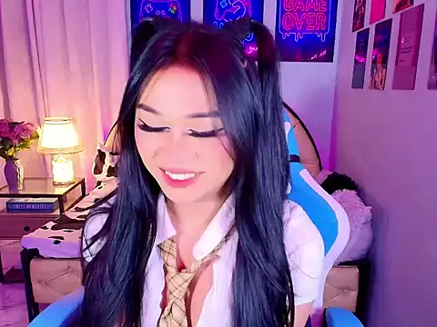 SexxyTsLoverr live cam preview