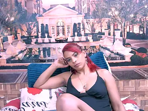 IndianSexyAss live cam on StripChat