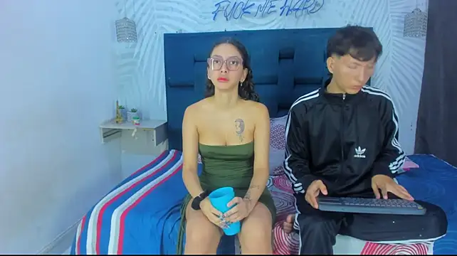 Triple_Fantasy1 webcam