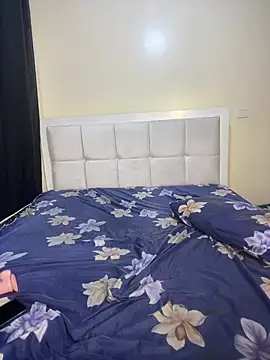 sexyie_caramel live sex cam