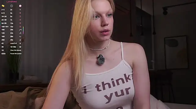 EdlinAlliston live cam on StripChat