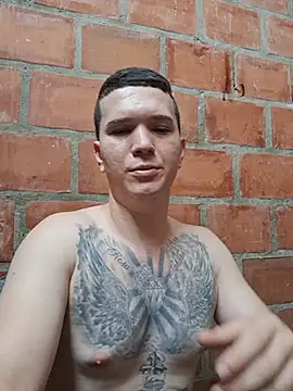 Mikedotow live cam on StripChat
