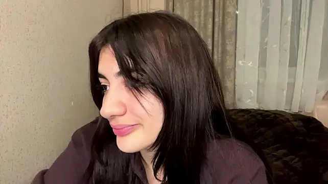 Ledi_Asthik live cam on StripChat