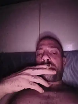 Cristianpm live cam on StripChat