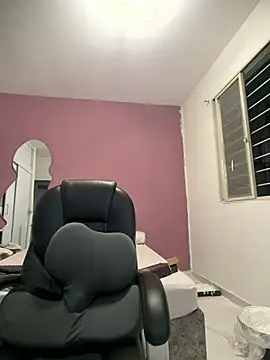 ValleryParker live cam on StripChat