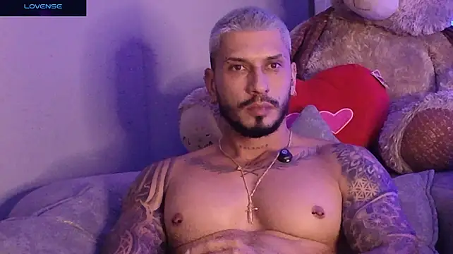Seth_Vegaa Momentaufnahme des Live-Raums auf Stripchat