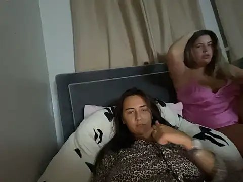 Lizzylouxox webcam