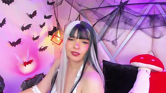 LilithRyder live cam on StripChat