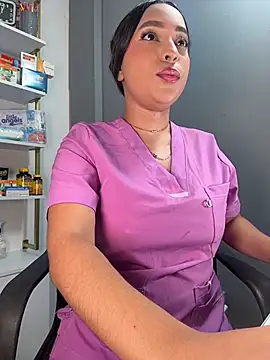 MiaCamille_ webcam