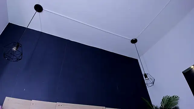 violet_giraldo live cam on StripChat