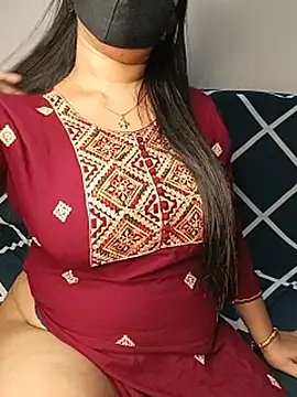 ssiya- (F young) - Ice cubes on boobs
