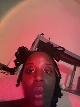thechocolatepeach live sex cam