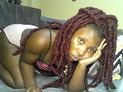 SugarvelvetKe live cam on StripChat