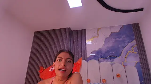 hot_dione
