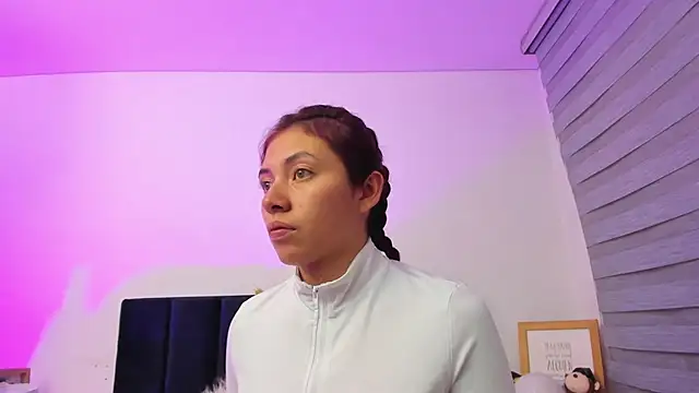 melanie_roux__