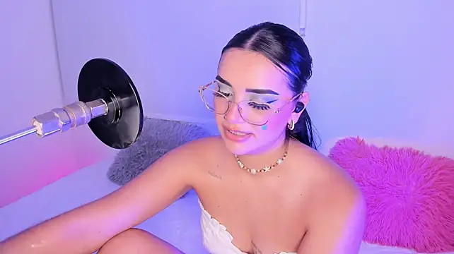 laana_foxx
