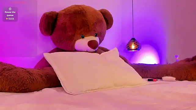 ashvalentine_